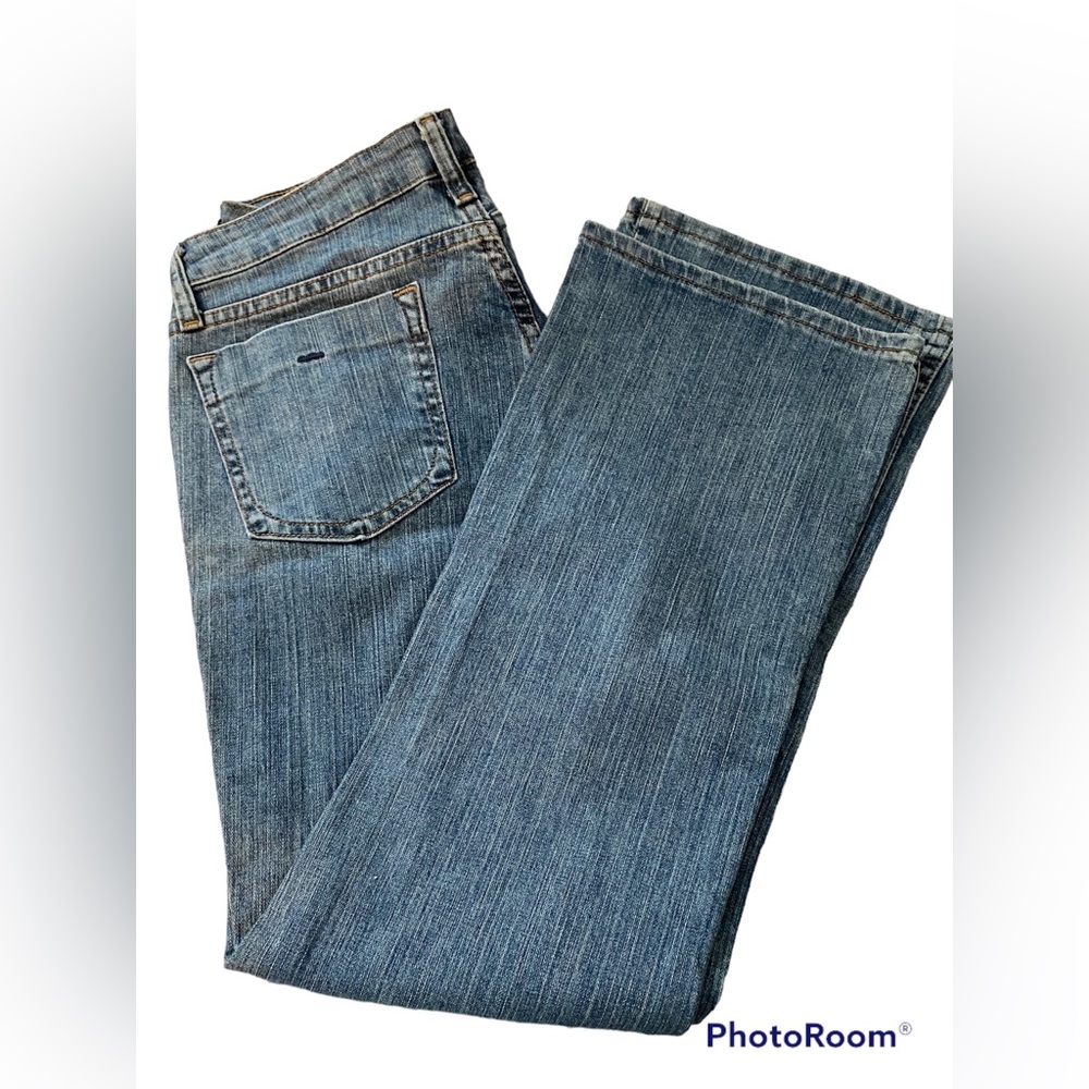 Lee Riders mid rise boot cut. Nwt.